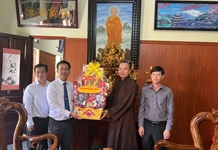 Ban Tuyên giáo và Dân vận Tỉnh ủy thăm, chúc mừng lễ Phật đản năm 2025